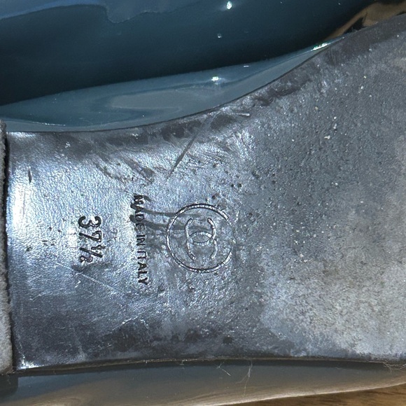 Authentic Chanel Patent Leather Ballerinas in Navy SZ 37.5 - Picture 11 of 13